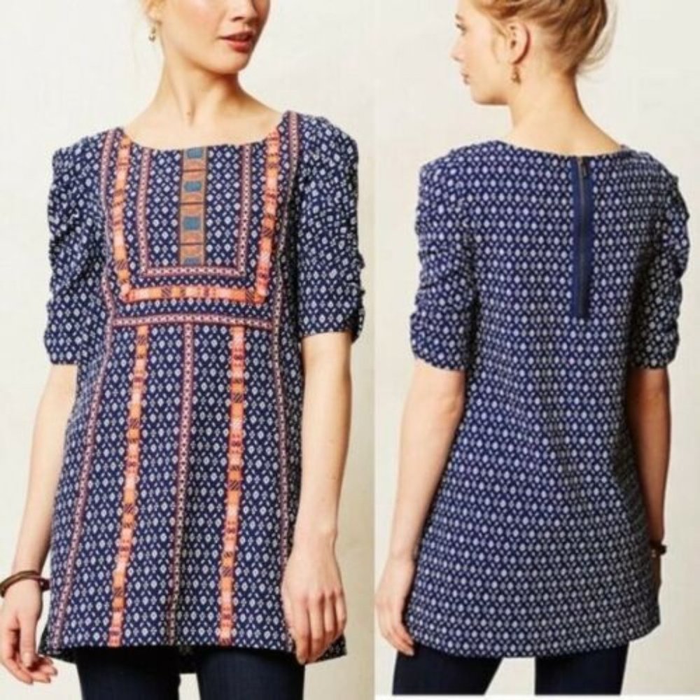 Anthropologie Akemi + Kin L Seva Tunic Knit Top